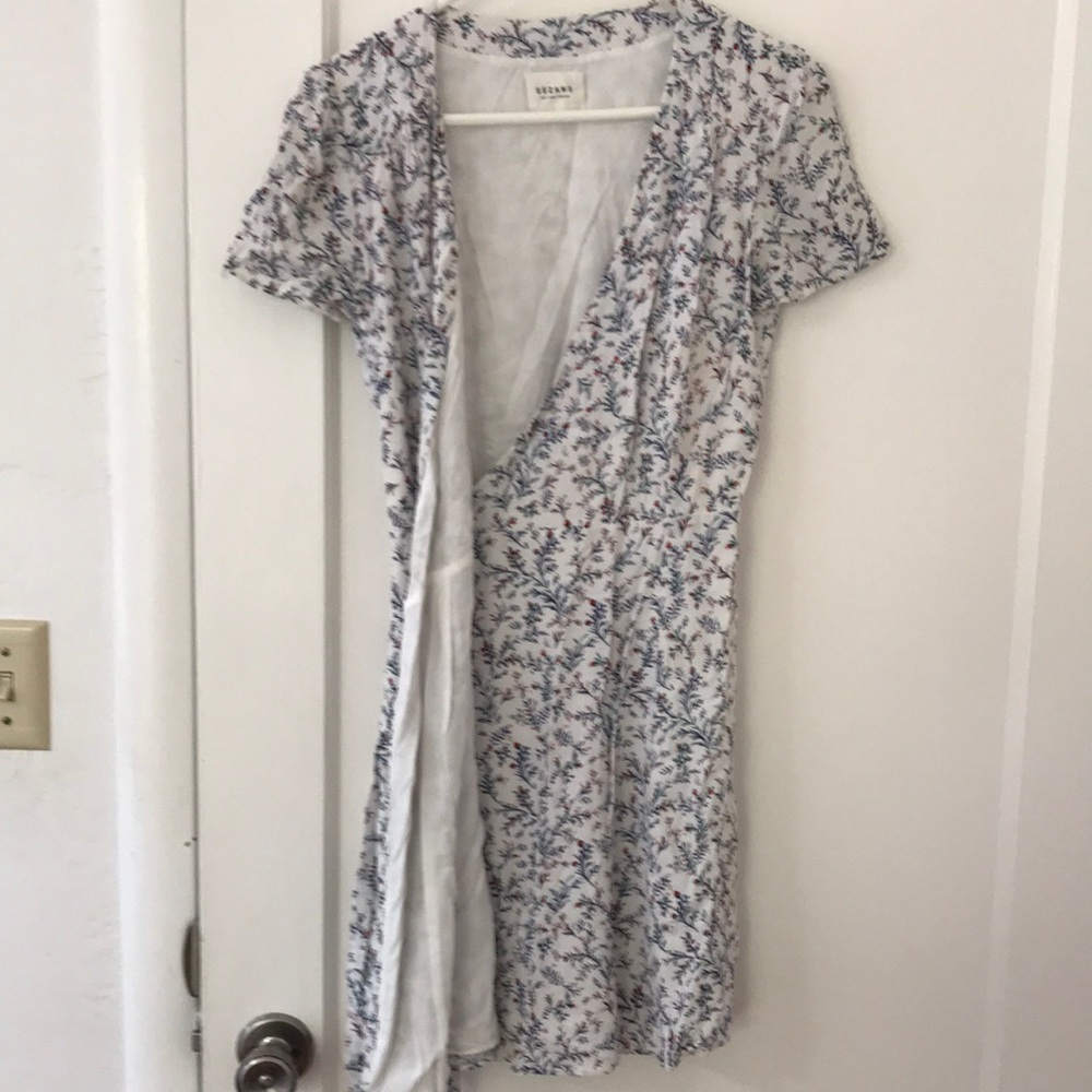 Sezane mini floral leaves wrap dress - Picture 2 of 7